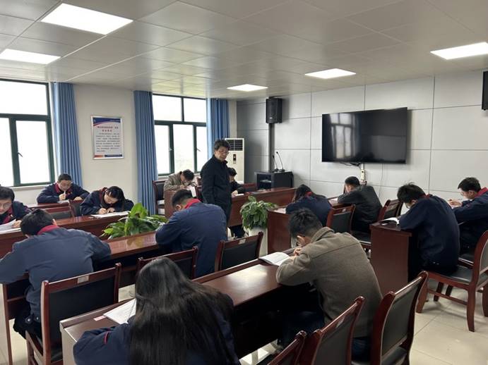 建材公司、檢測(cè)公司聯(lián)合開展管理人員業(yè)務(wù)提升考試